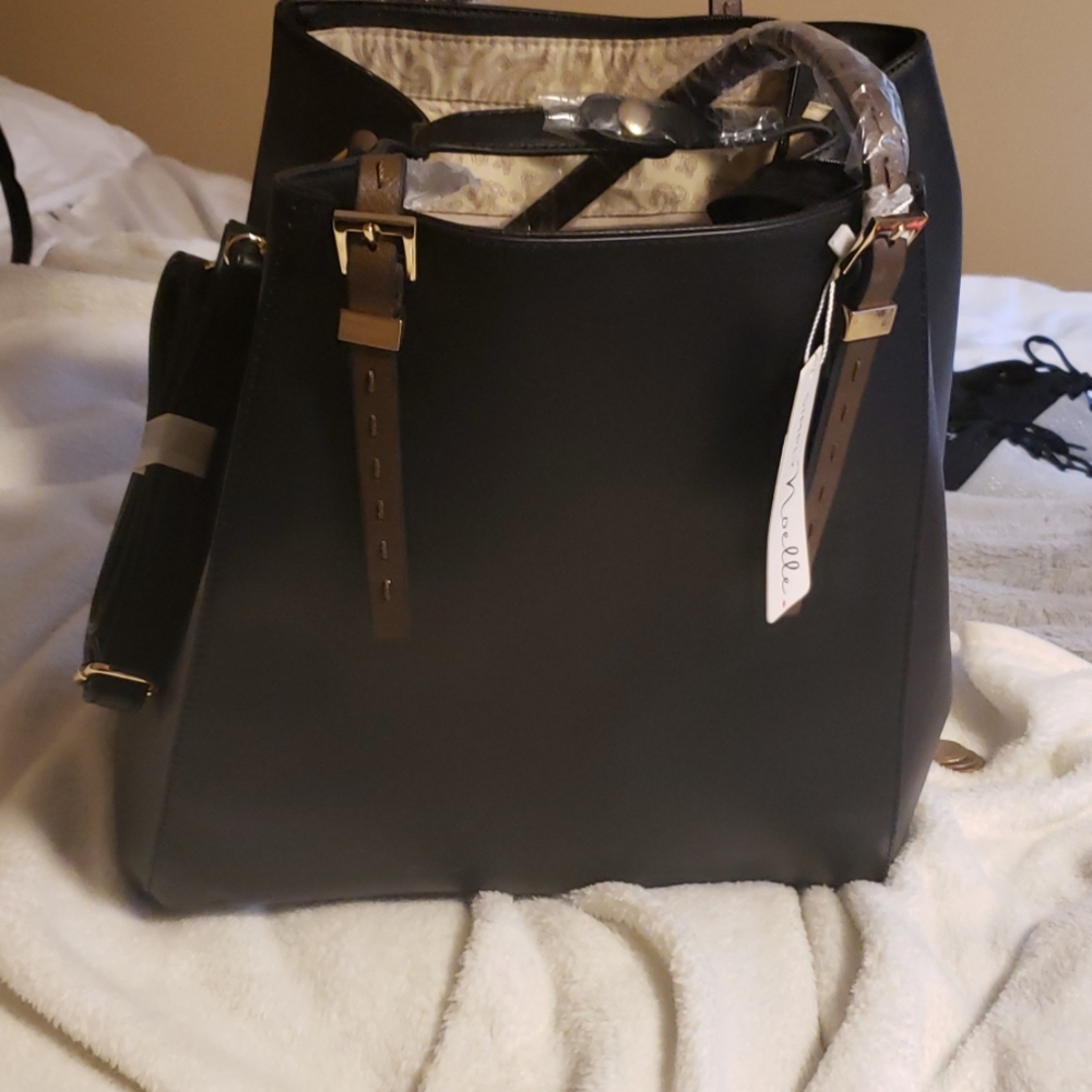 Black leather tote with stap